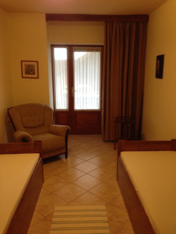 Bed and Breakfast Juhasz Fogado Фоньод Номер фото